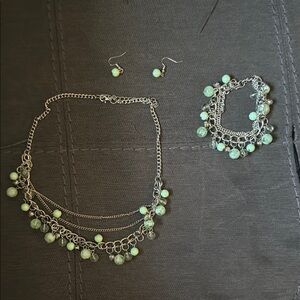 Elegant Green Jewelry Set